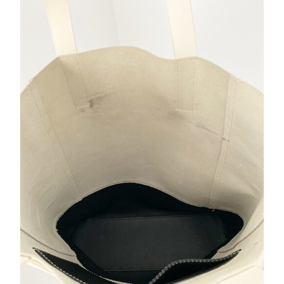 Everlane Vertical Leather Tote Bag in Black/Ivory - Picture 6 of 9